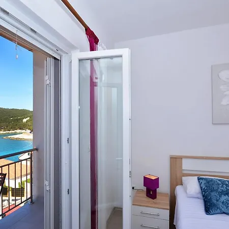 Apartment 'Mimo' In Milna - Hvar Exterior photo