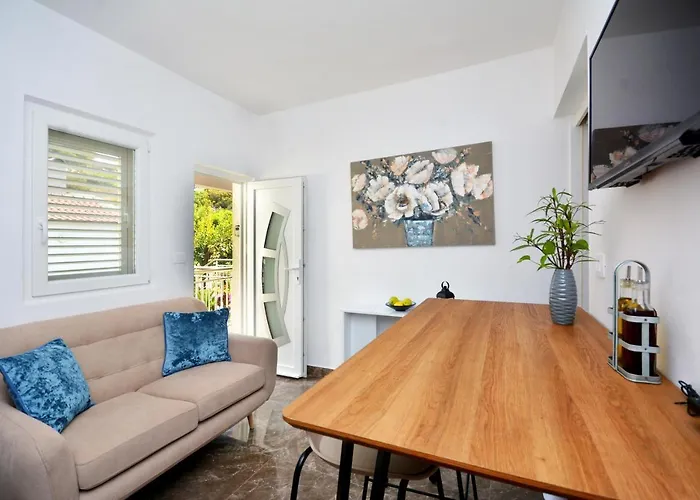 Apartment \'Mimo\' In Milna - Hvar